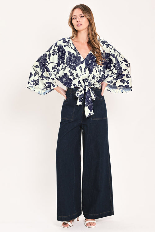White Magnolia Current Top