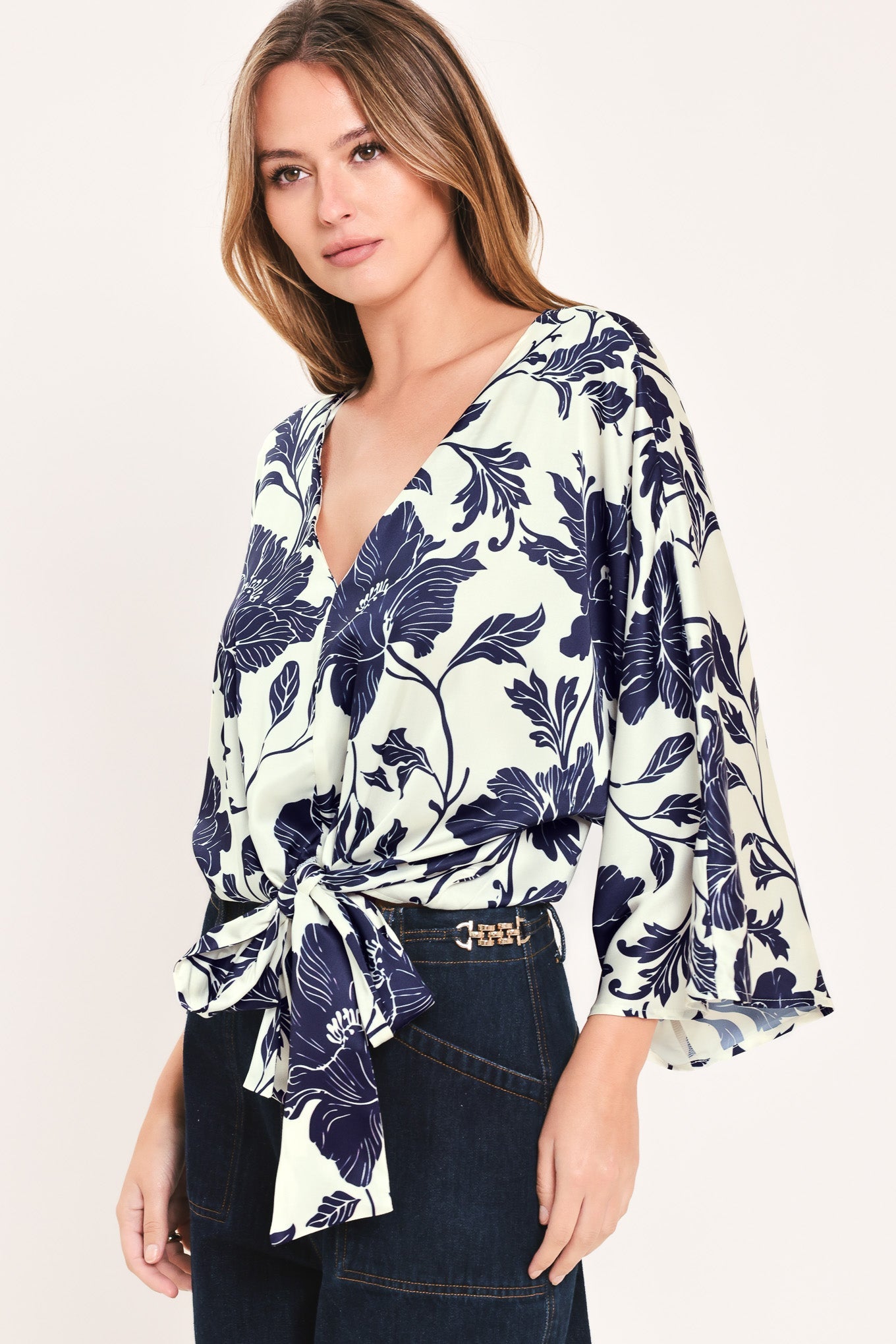 White Magnolia Current Top