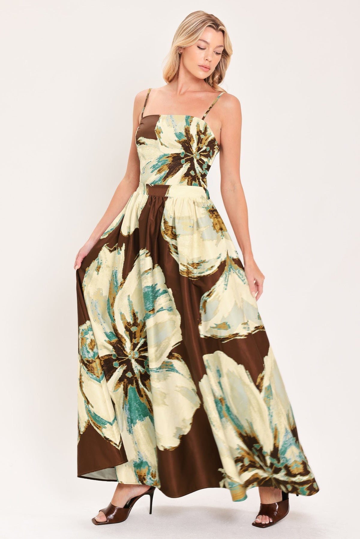 Cream Botanic Sweep Floral Crop Top & Full Skirt Set