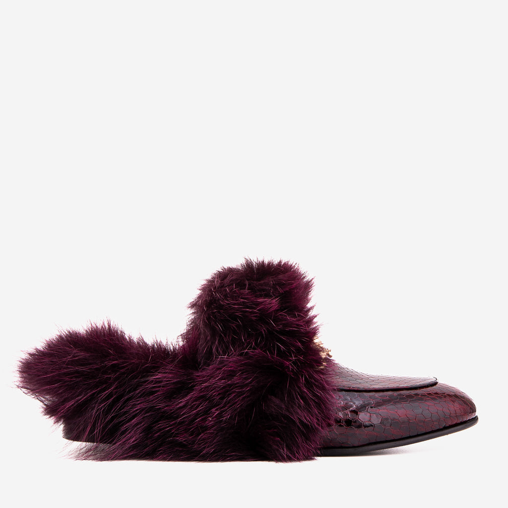 The Izmir Burgundy Patent Leather Natural Fur Women Slipper
