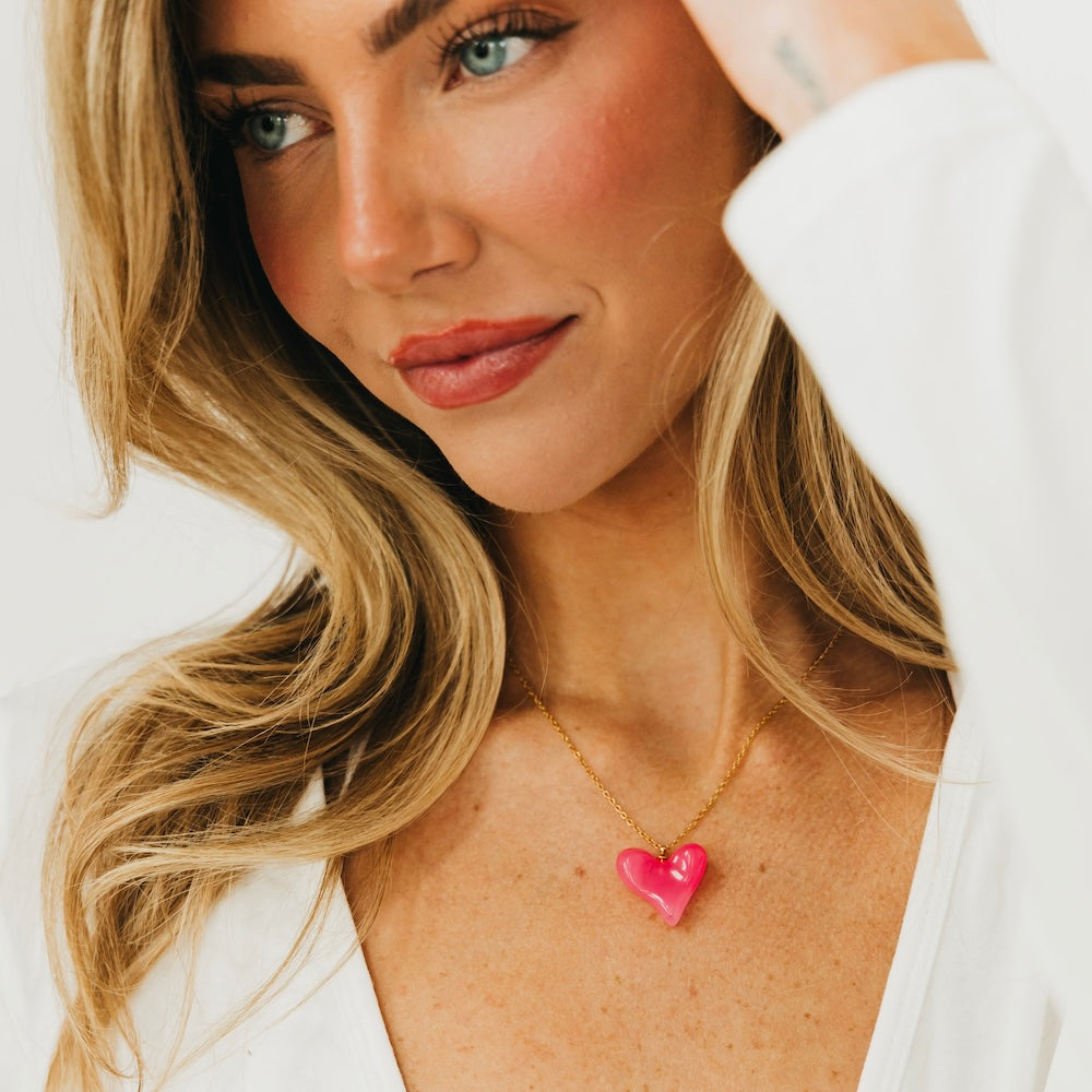 Jan Resin Heart Necklace - WATERPROOF