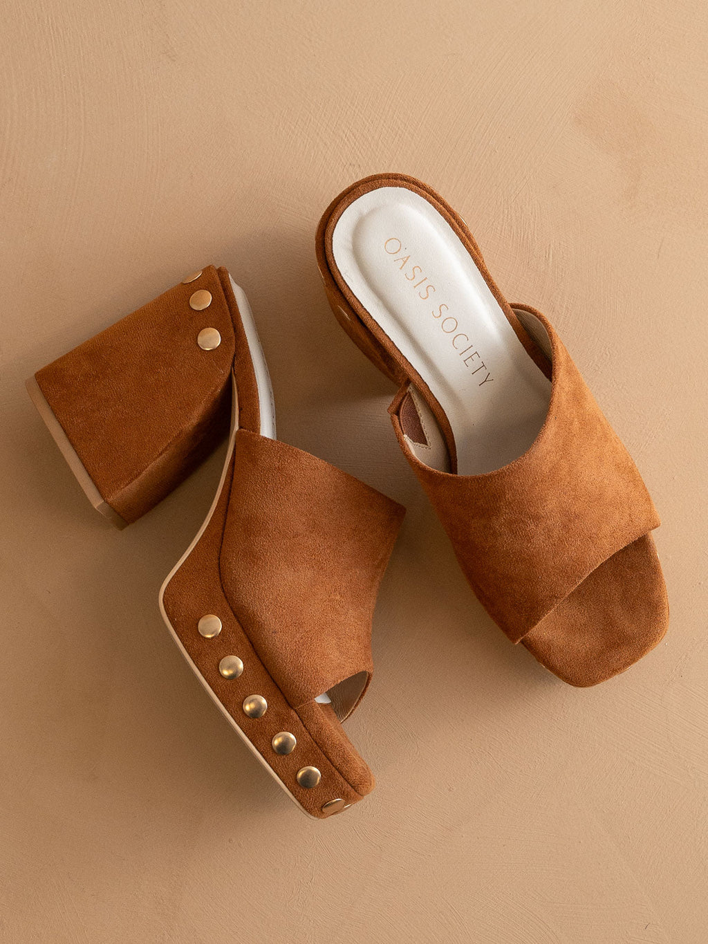The Leona | Caramel Studded Platform Heel