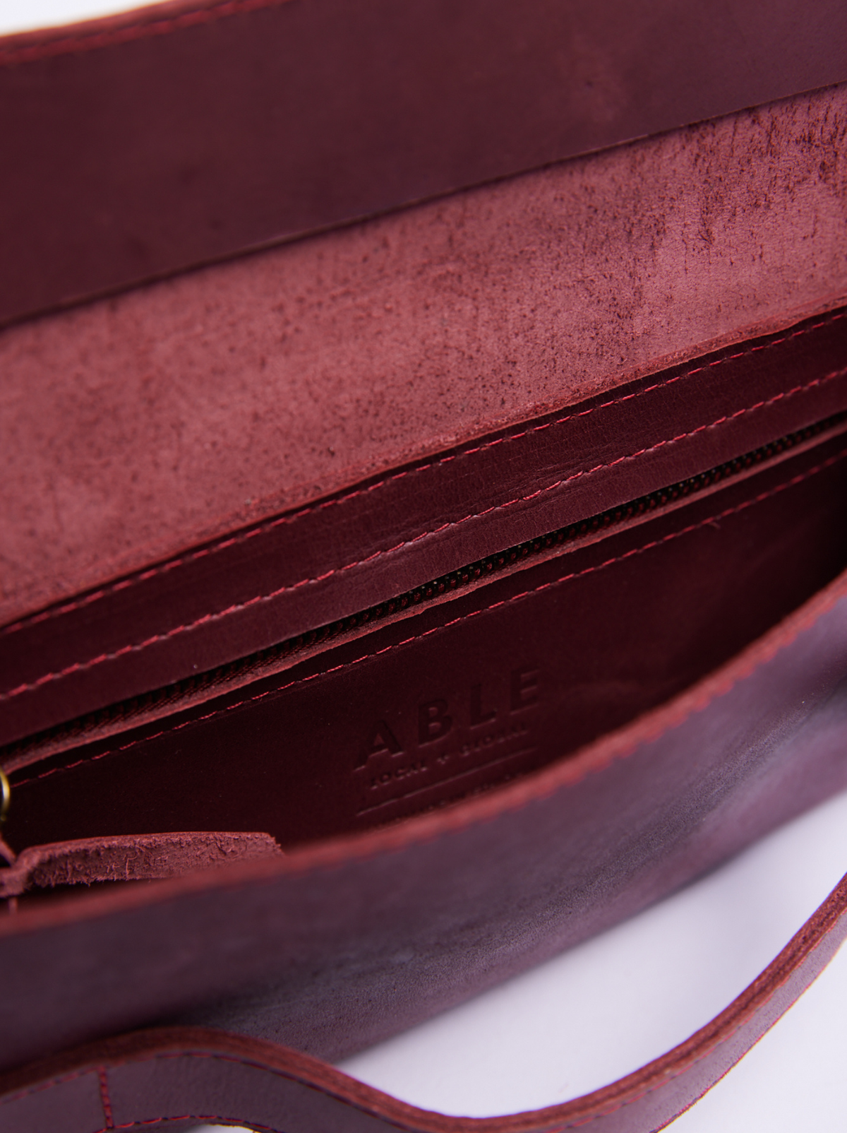 Mare Handle Clutch