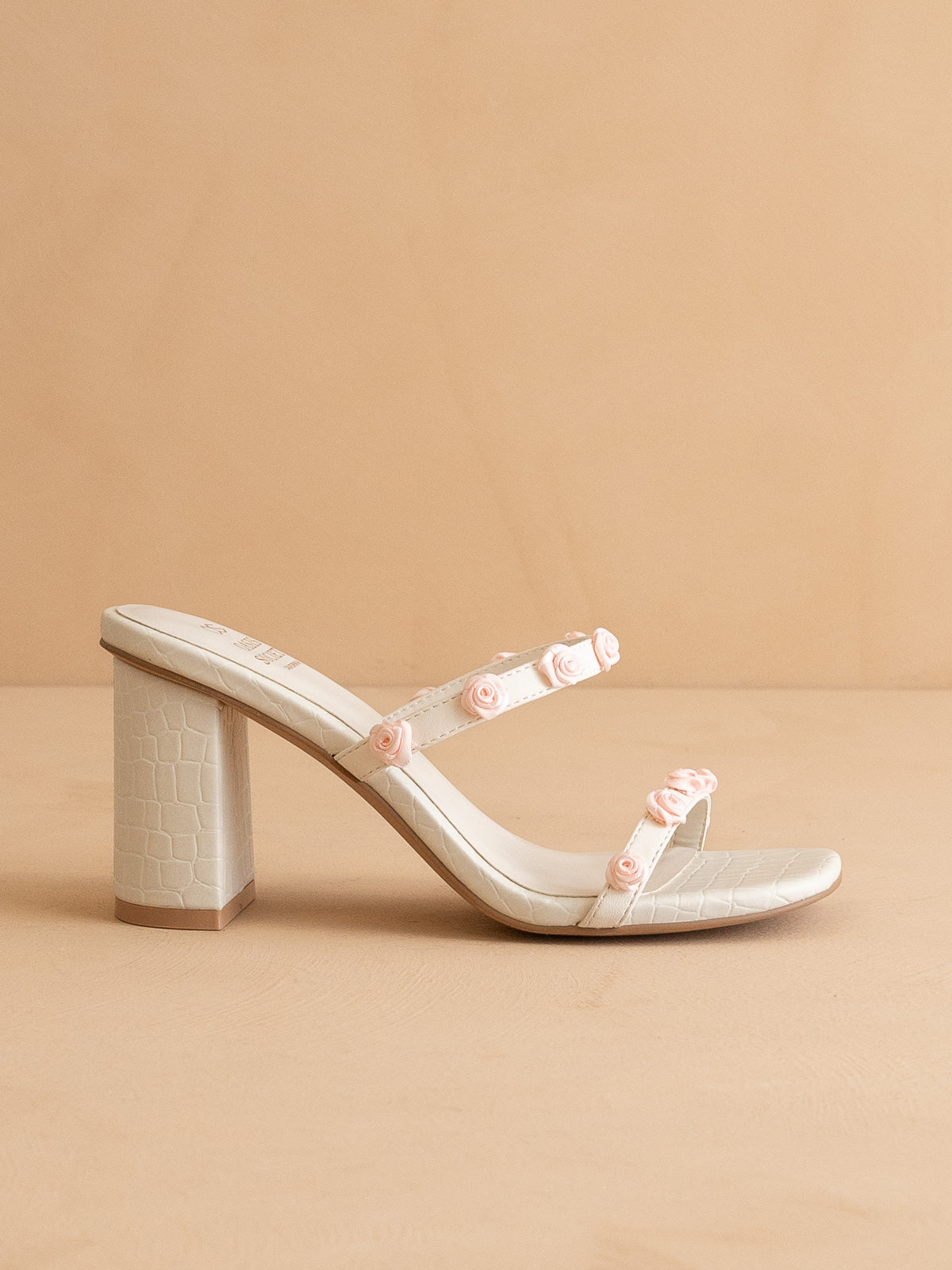 The Nia | White Rosette Adorned Block Heel