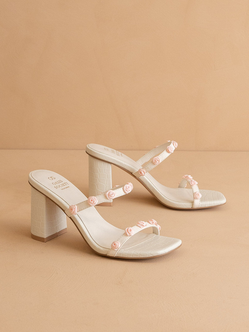 The Nia | White Rosette Adorned Block Heel
