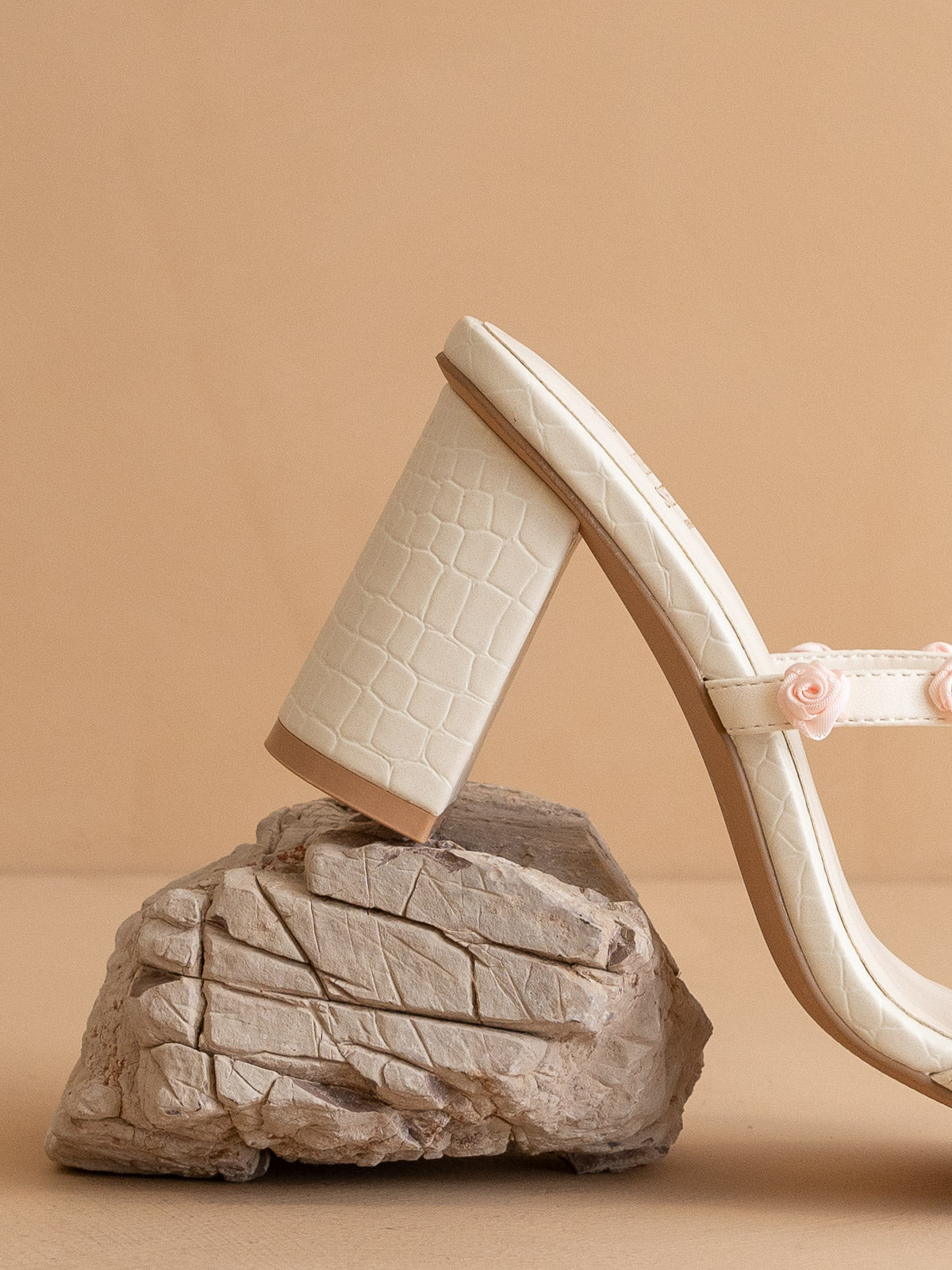 The Nia | White Rosette Adorned Block Heel