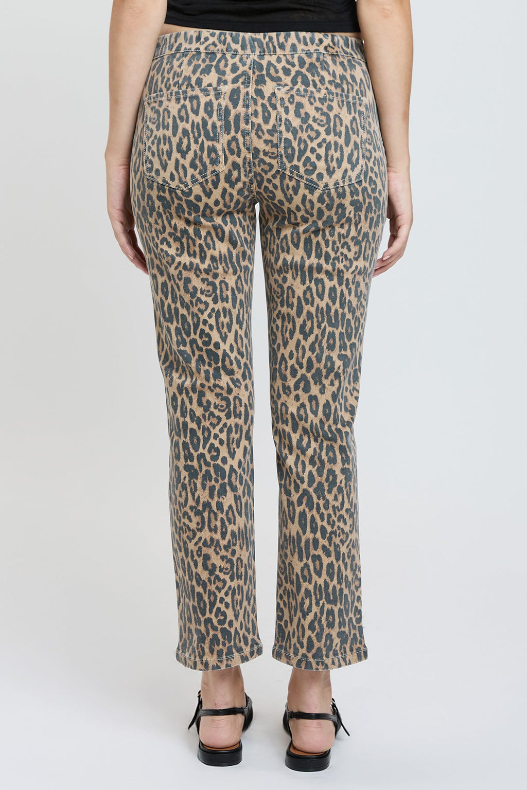 Women's High Rise Pull On Straight Jogger