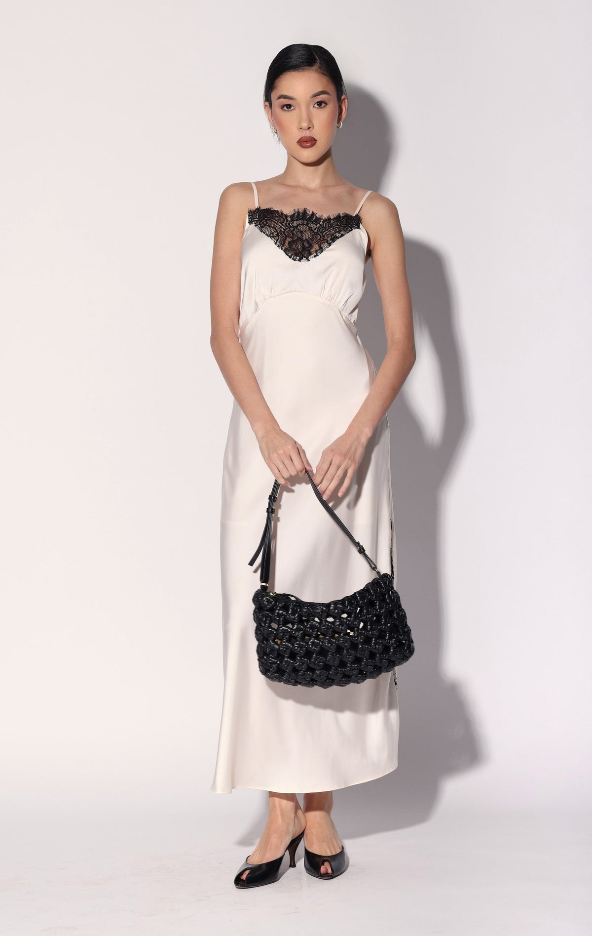 Ash Clutch in Black