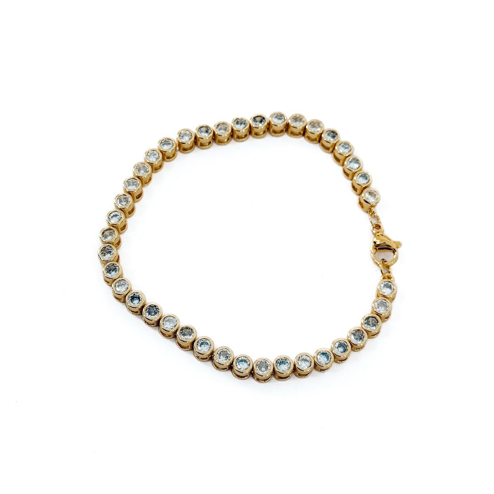 Tennis Bracelet Frosted In Diamonds - WATERPROOF