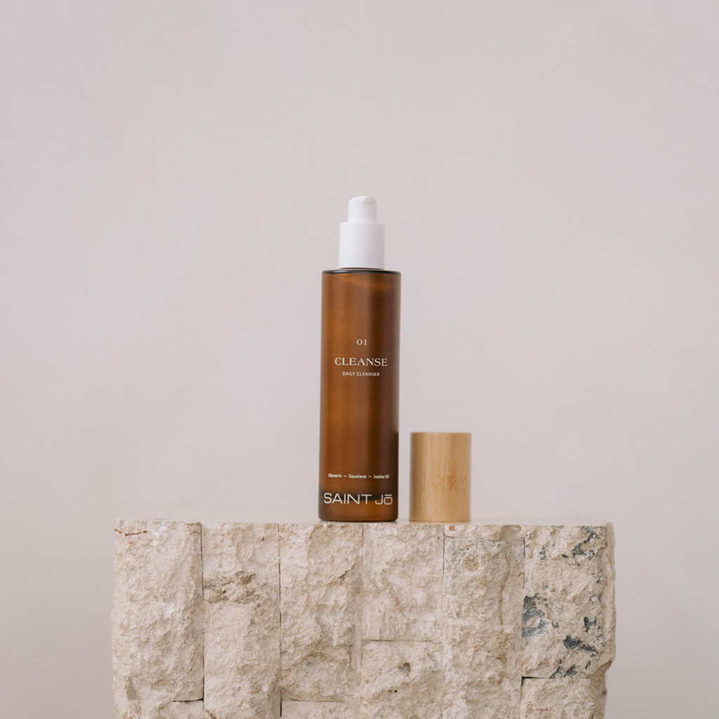 01 Cleanse Nourishing Facial Cleanser